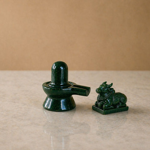 Green Marakata Shivling + Marakata Nandi